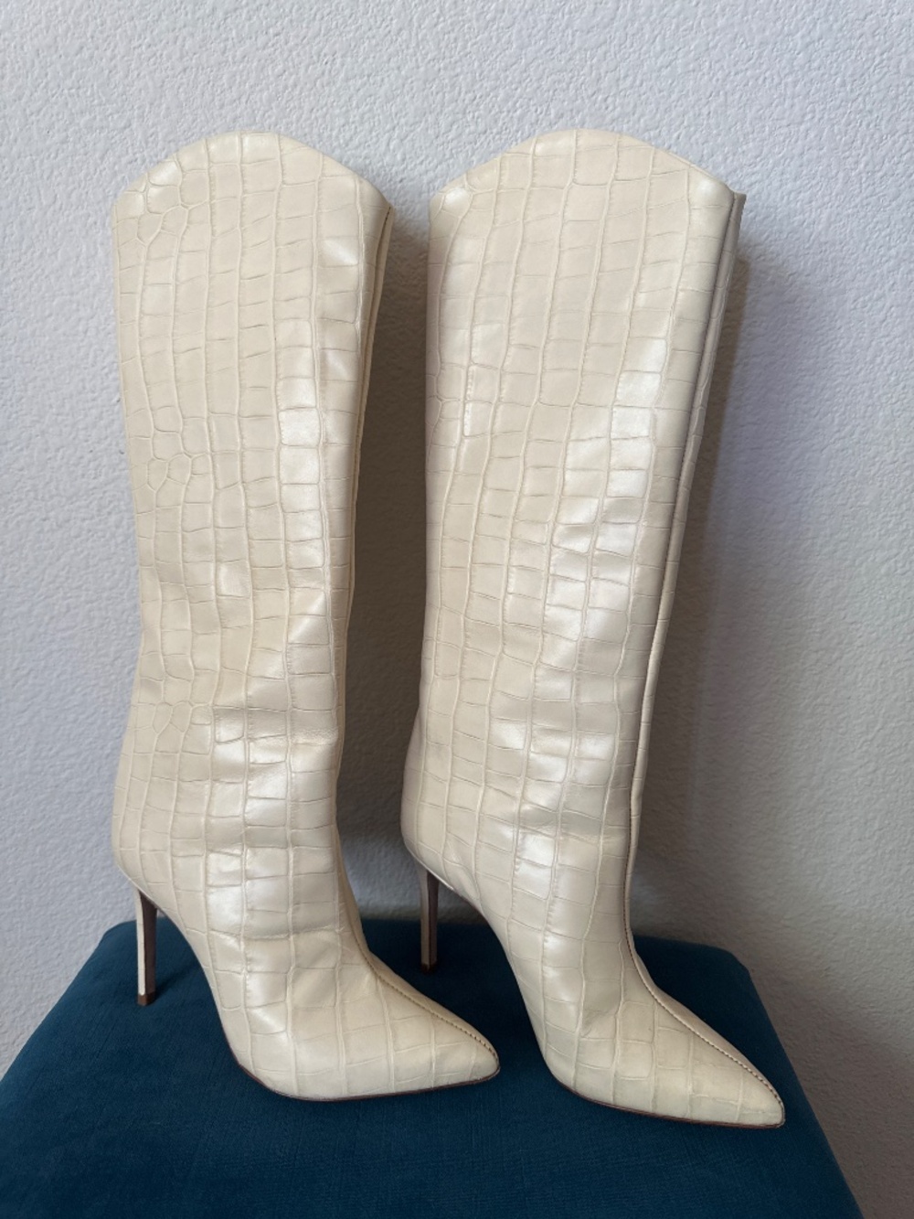 Schultz crocodile cowboy boots - Picture 2 of 5